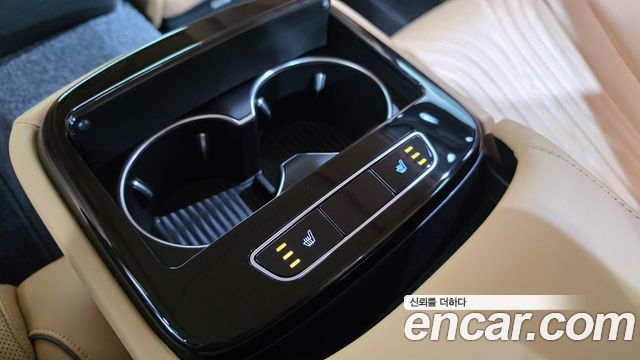 Genesis G80 Gasoline 2.5 Turbo 2WD — photo 1 of 20
