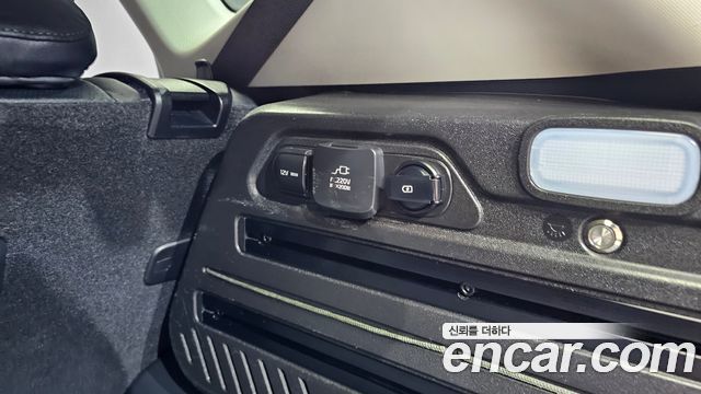 Kia Seltos Gasoline 1.6 Turbo 2WD — photo 1 of 31