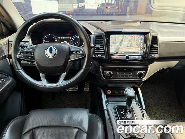 KG_Mobility_Ssangyong Rexton Diesel 2.2 4WD — photo 1 of 20