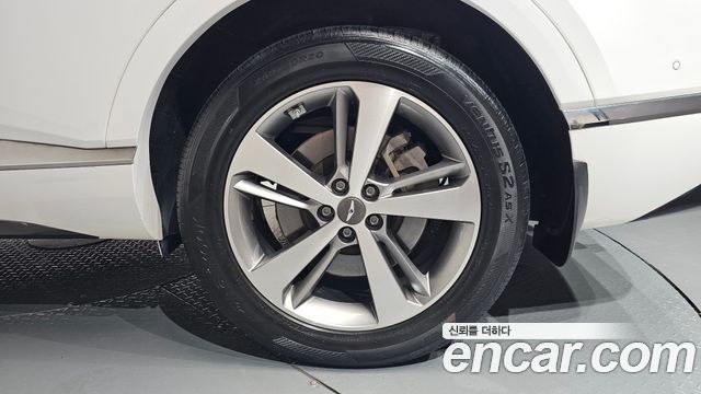 Genesis GV80 3.0 Diesel AWD — photo 1 of 33