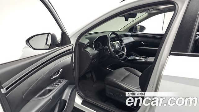 Hyundai Tucson Diesel 2.0 2WD — photo 1 of 35