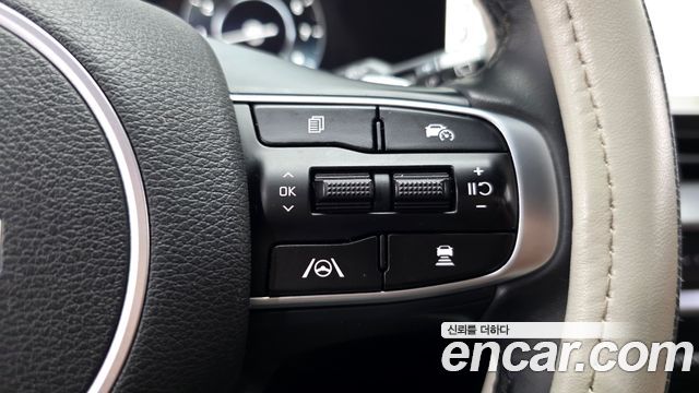 Kia Sportage Gasoline 1.6 Turbo 2WD — photo 1 of 34