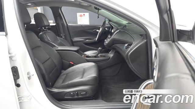 ChevroletGMDaewoo Malibu 2.0 Turbo LTZ — photo 1 of 20