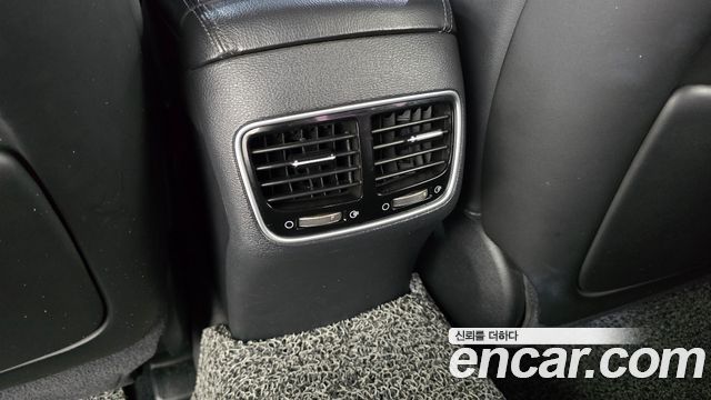 Kia K9 3.3 GDI Executive — photo 1 of 35