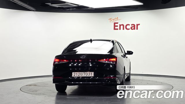 Hyundai AVANTE Modern — photo 1 of 27