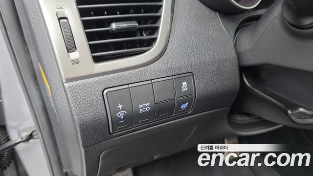 Hyundai i30 1.6 GDI Extreme — photo 1 of 32