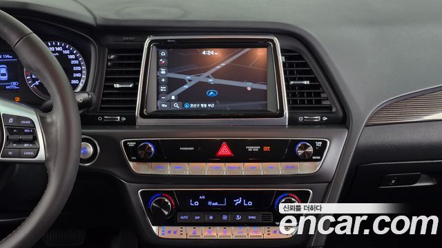 Hyundai Sonata 2.0 Modern — photo 1 of 20
