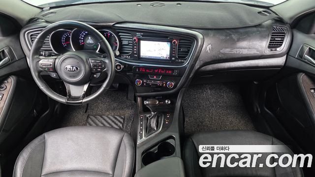 Kia K5 Luxury — photo 1 of 20