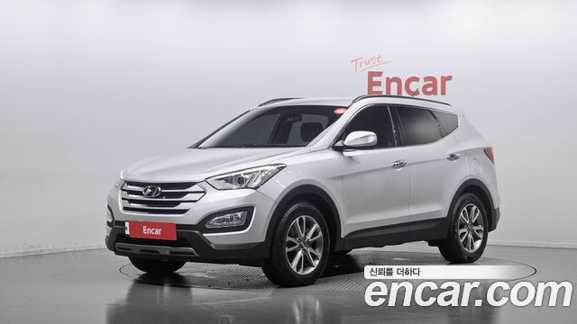 Hyundai Santafe Diesel(e-VGT) 2.0 2WD Premium — photo 1 of 30
