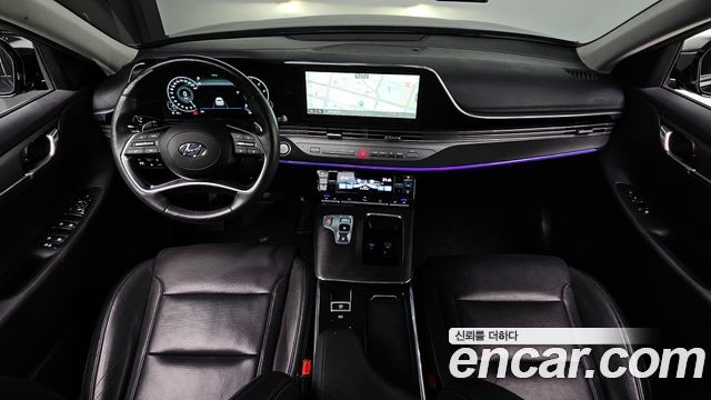 Hyundai Grandeur 2.5 — photo 1 of 20