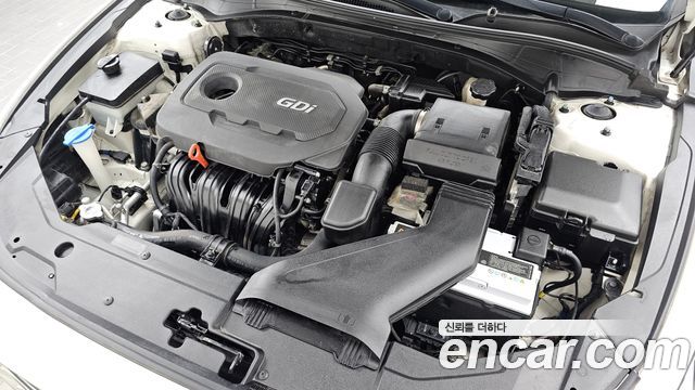 Hyundai Grandeur 2.4 Premium — photo 1 of 37