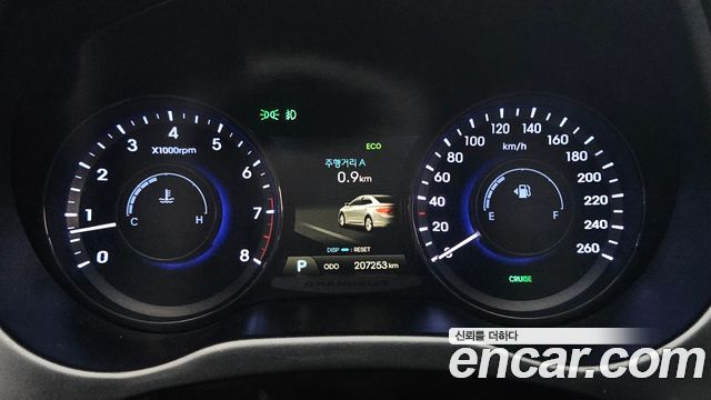 2011 Hyundai Grandeur LPG HG300 Executive, photograph 5
