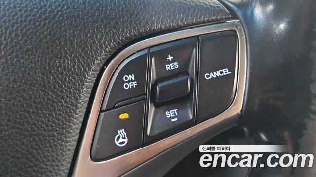 2011 Hyundai Grandeur LPG HG300 Executive, photograph 3