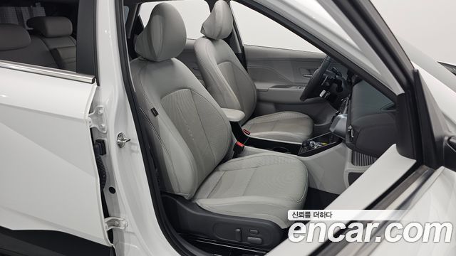 Hyundai Kona Inspiration — photo 1 of 37