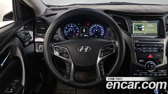Hyundai Grandeur HG300 Exclusive — photo 1 of 20