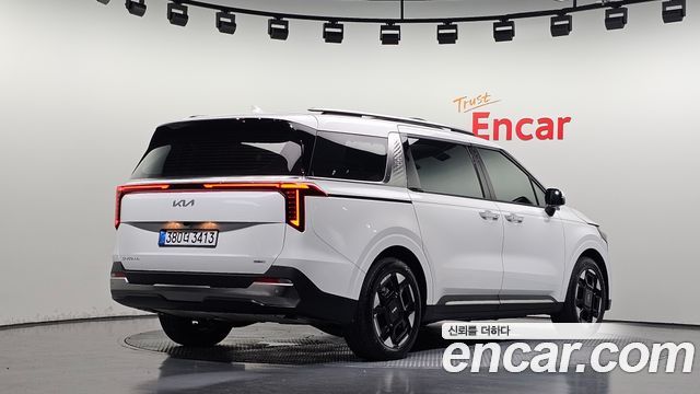 Kia Canival HEV 9seater Nobless — photo 1 of 32