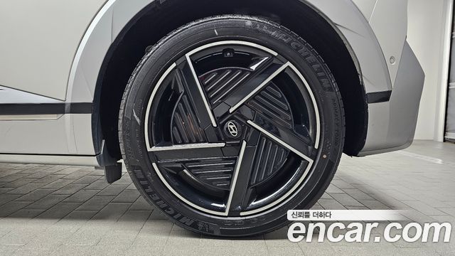 Hyundai Ioniq5 Long Range — photo 1 of 38