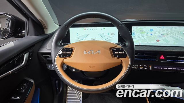 Kia EV6 Long Range — photo 1 of 30