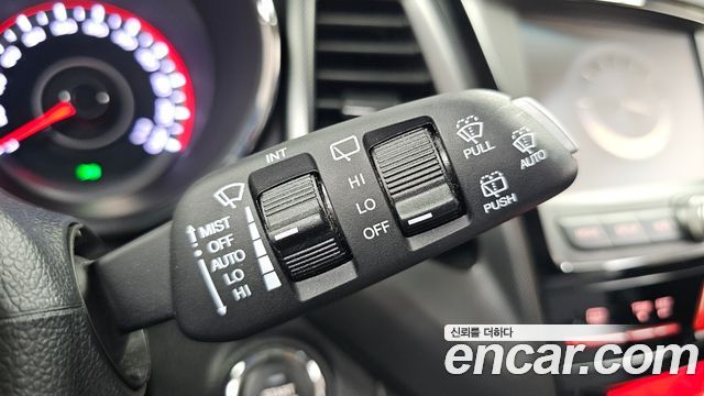 KG_Mobility_Ssangyong TIBOLI LX 4WD — photo 1 of 30
