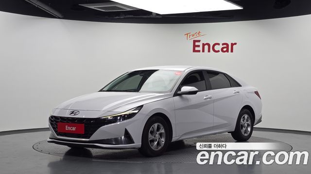 Hyundai AVANTE 1.6 — photo 1 of 35