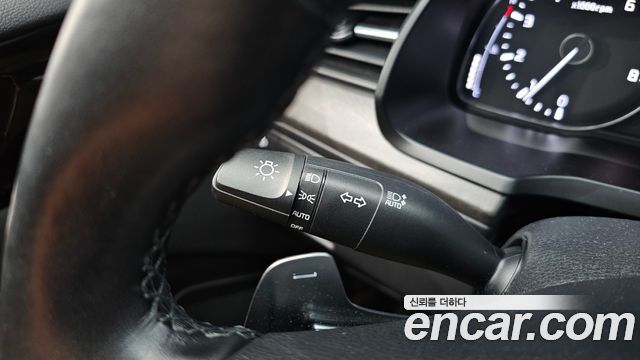 Kia K7 2.5 GDI Noblesse — photo 1 of 20