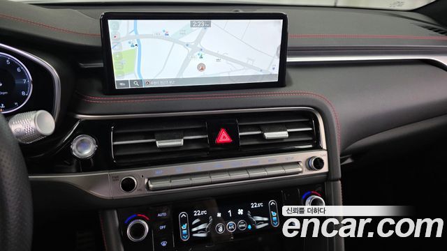 Genesis G70 Gasoline 3.3T 2WD — photo 1 of 20