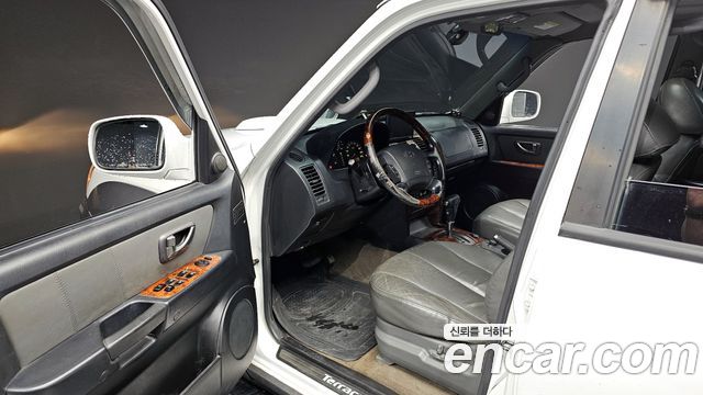 Hyundai Terracan 4WD JX290 Gold — photo 1 of 20