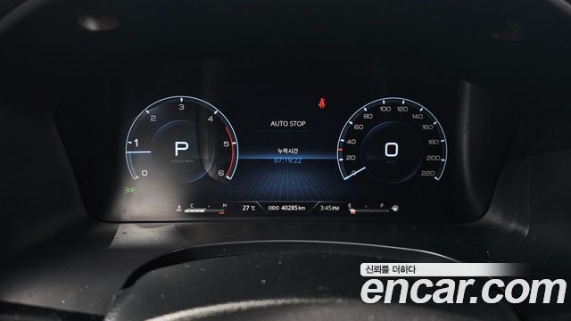 KG_Mobility_Ssangyong Rexton Diesel 2.2 4WD — photo 1 of 23
