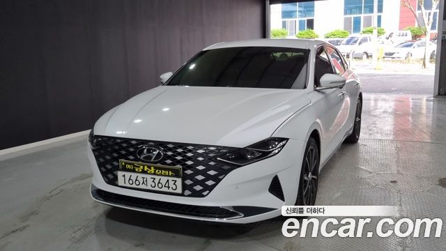 Hyundai Grandeur 3.0 LPi Rent Car — photo 1 of 20