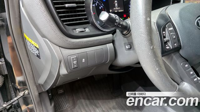 Kia K5 2.0 Prestige — photo 1 of 20