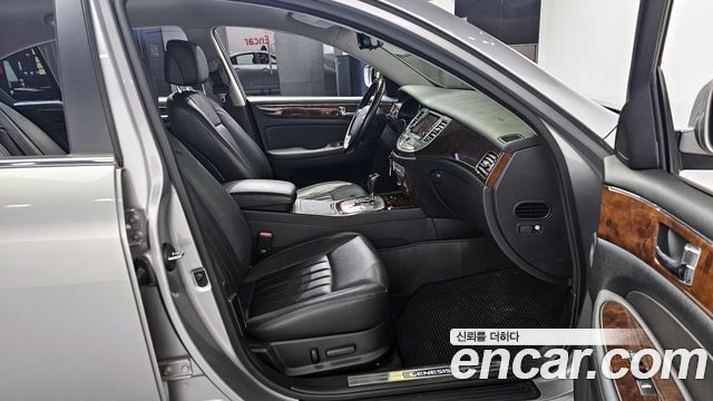 Hyundai Genesis BH 330 GRAND — photo 1 of 20