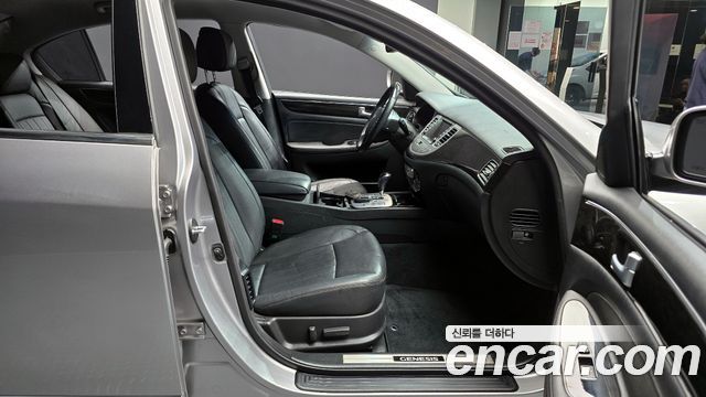 Hyundai Genesis BH 330 Luxury — photo 1 of 20