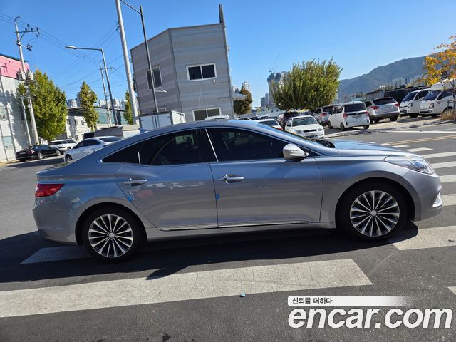 Hyundai Grandeur HG300 Exclusive — photo 1 of 20