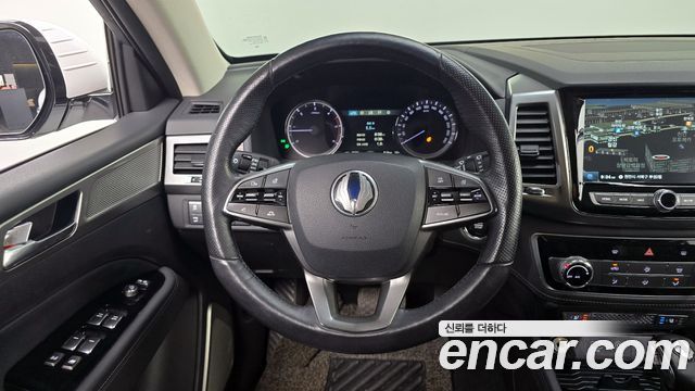 KG_Mobility_Ssangyong Rexton Diesel 2.2 4WD — photo 1 of 20