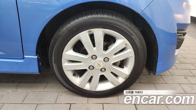 ChevroletGMDaewoo Spark LT — photo 1 of 20
