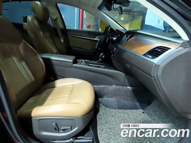 Hyundai Genesis G380 Prestige AWD — photo 1 of 20