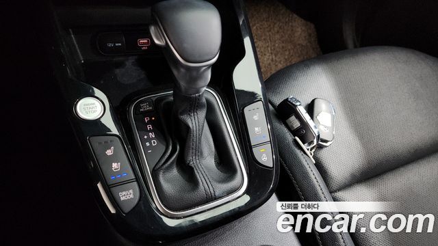 Kia Soul 1.6 T-GDI Noblesse — photo 1 of 20
