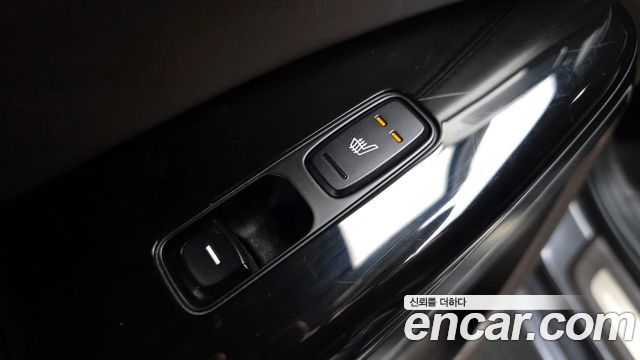 Kia K7 3.0 GDI Limited — photo 1 of 20