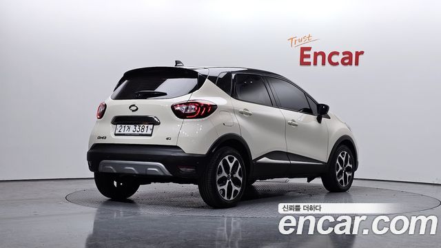 2017 Renault-KoreaSamsung QM3 RE, photograph 5