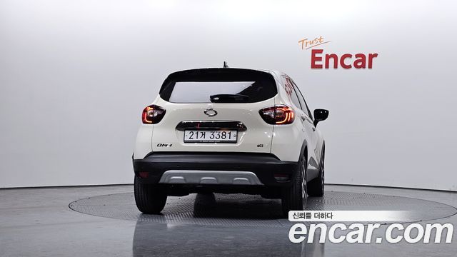 2017 Renault-KoreaSamsung QM3 RE, photograph 7