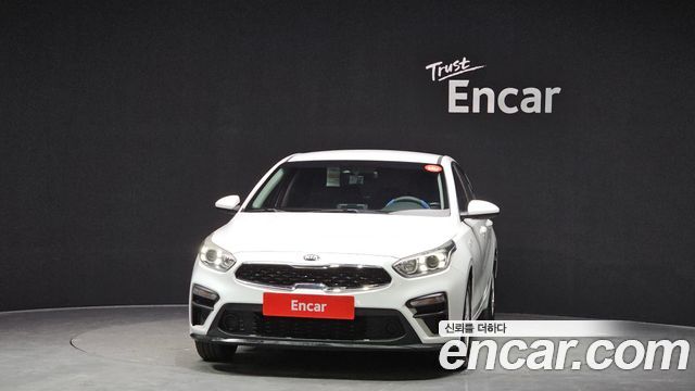 Kia K3 Trendy — photo 1 of 20