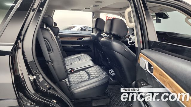 Kia Mohave Diesel 3.0 4WD 7-Seater — photo 1 of 20