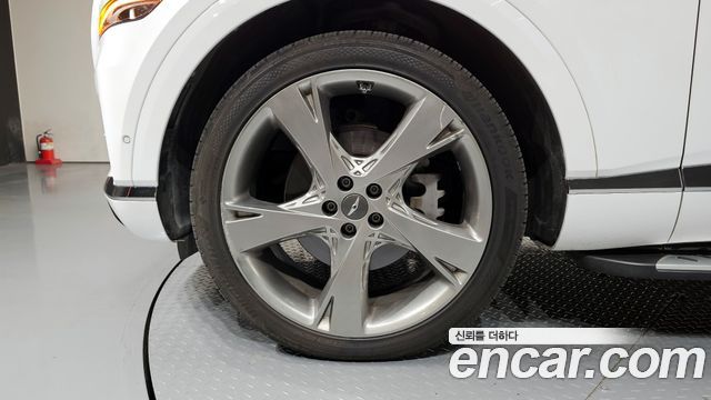 Genesis GV80 3.0 Diesel AWD — photo 1 of 20