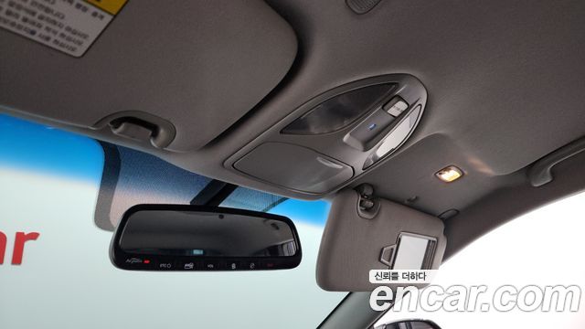 Hyundai Santafe Diesel(e-VGT) 2.0 2WD Premium — photo 1 of 20