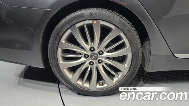 Genesis G80 3.3 GDI AWD — photo 1 of 40