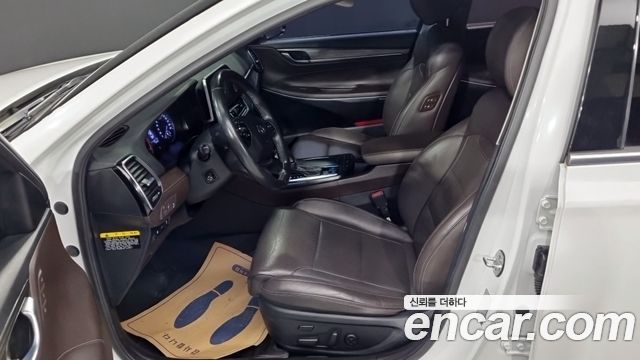 Hyundai Grandeur 2.2 Diesel Premium — photo 1 of 18