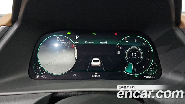 Hyundai Sonata 2.0 — photo 1 of 20