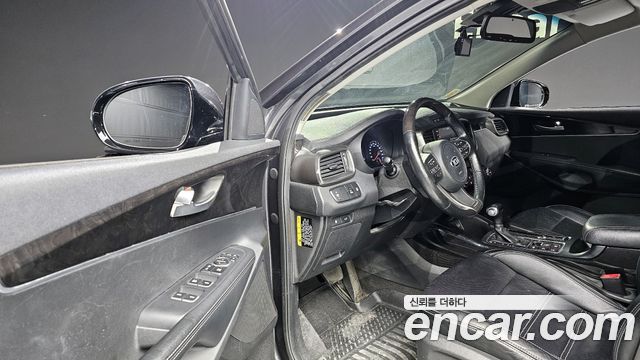 Kia Sorento Diesel 2.2 4WD — photo 1 of 20