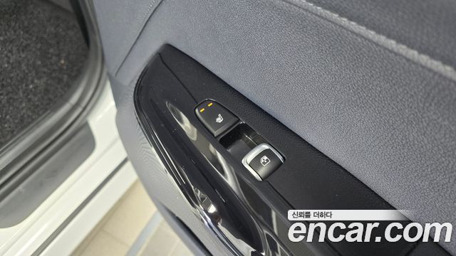 Kia K5 2.0 — photo 1 of 20