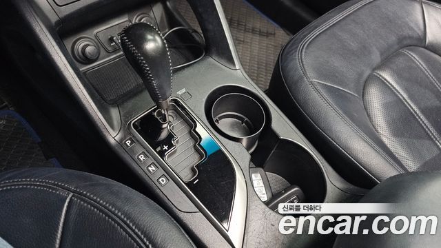 Hyundai Tucson Diesel 2WD LX20 — photo 1 of 20